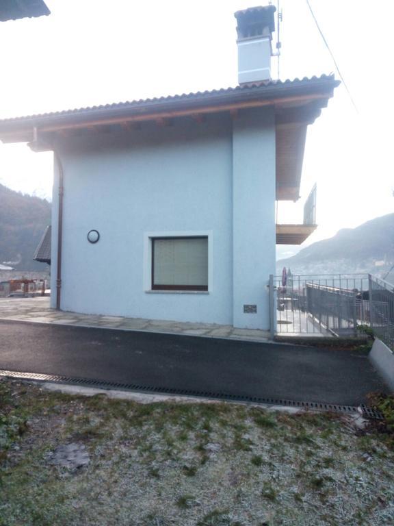 Casa Vacanze Chez Sapin Fenis Eksteriør billede